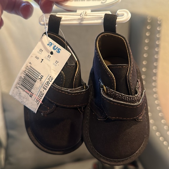 Infant boy shoe/slipper lot!! 👟 - Picture 5 of 10